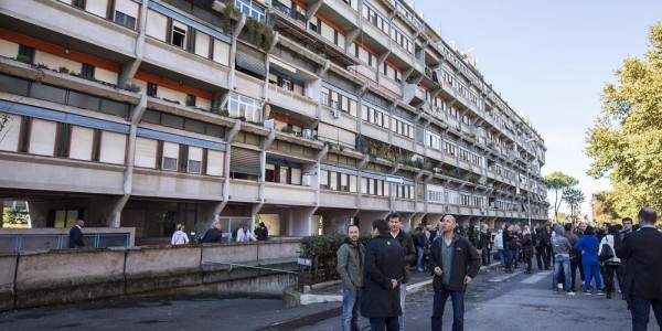 Tor Sapienza - Allontanati di nuovo rifugiati minorenni